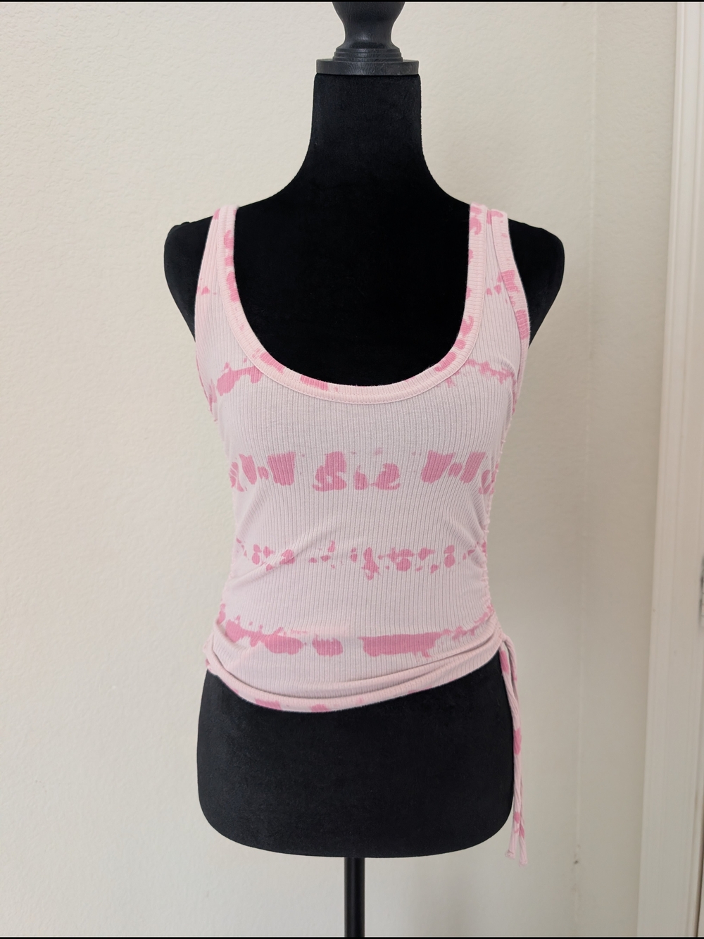 Forever 21 Pink and White Ribbed Tie-Dye Scoop Tank